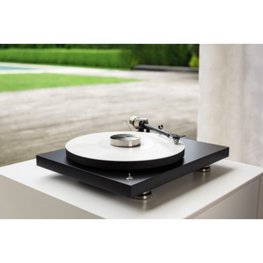 Pro-Ject Debut Pro (Pick It Pro) Turntable