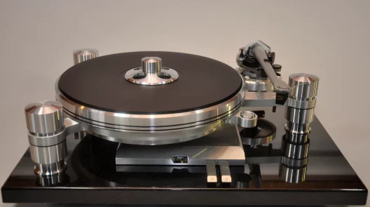 Oracle Delphi MK VII Reference Turntable