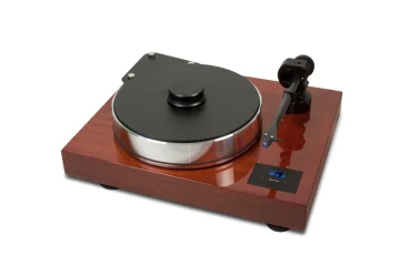 Pro-ject 10 evolution turntable