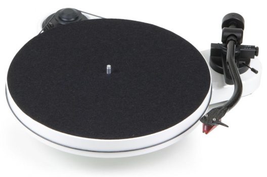 PRO-JECT RPM 1 CARBON TURNTABLE (2M-Red)